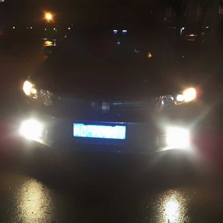 2 PCS  9006 40W 800 LM 6000K 8 LEDs Car Fog Lights, DC 12V(White Light)