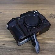 For FUJIFILM X-T5 1/4 inch Thread PU Leather Camera Half Case Base (Black)