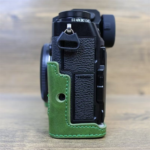 For FUJIFILM X-T5 1/4 inch Thread PU Leather Camera Half Case Base (Green)
