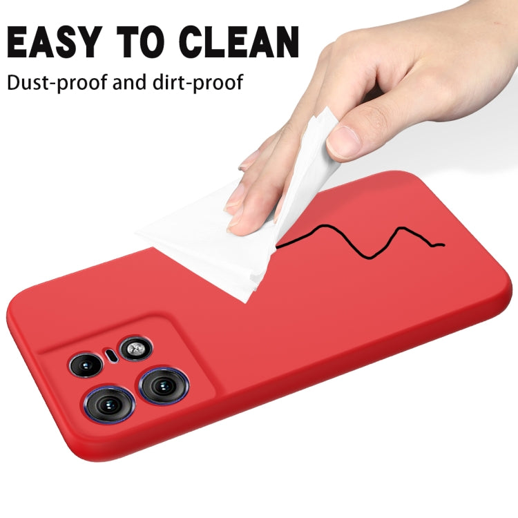 For Motorola Edge 50 Pro Solid Color Liquid Silicone Dropproof Full Coverage Phone Case(Red)