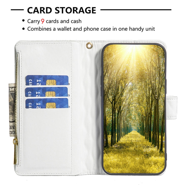 For iPhone 16 Pro Diamond Lattice Zipper Wallet Leather Flip Phone Case(White)