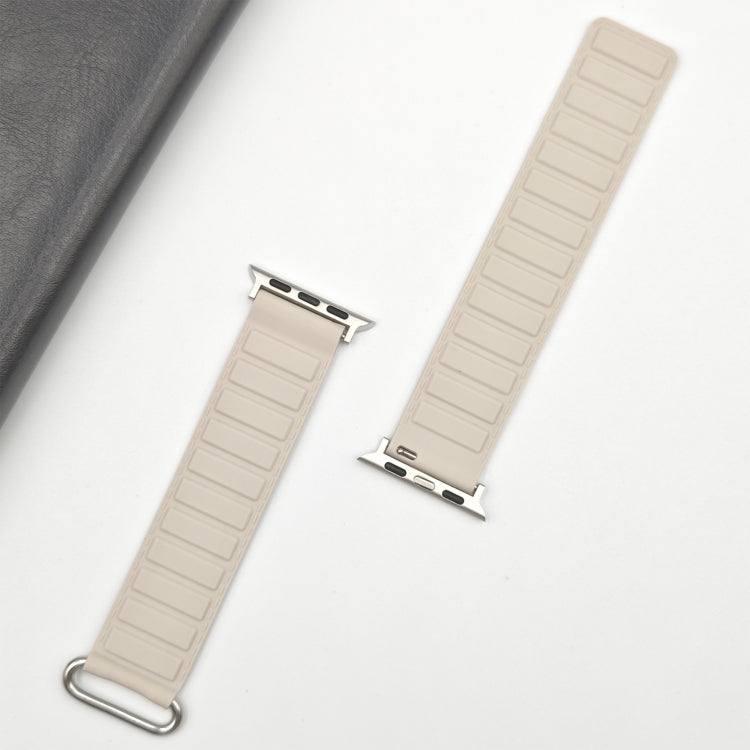 For Apple Watch Series 8 45mm  Reverse Buckle Magnetic Silicone Watch Band(Silver Buckle Starlight)