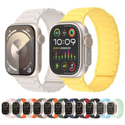 For Apple Watch Series 9 41mm Magnetic Loop Silicone Watch Band(Starlight)