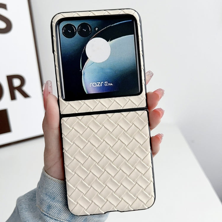 For Motorola Razr 40 Ultra Woven Texture Folding PU Phone Case(Gold)