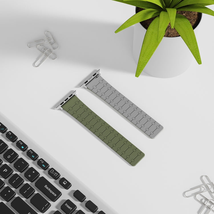 For Apple Watch SE 2022 44mm Two Color Loop Magnetic Silicone Watch Band(Green+Grey)