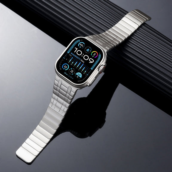 For Apple Watch SE 2023 44mm Magnetic Stainless Steel Watch Band(Titanium Gold)