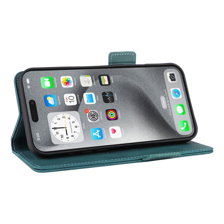 For iPhone 16 Pro Magnetic Clasp Leather Phone Case(Green)