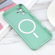 For iPhone 16 Liquid TPU Silicone Solid Color MagSafe Phone Case(Green)
