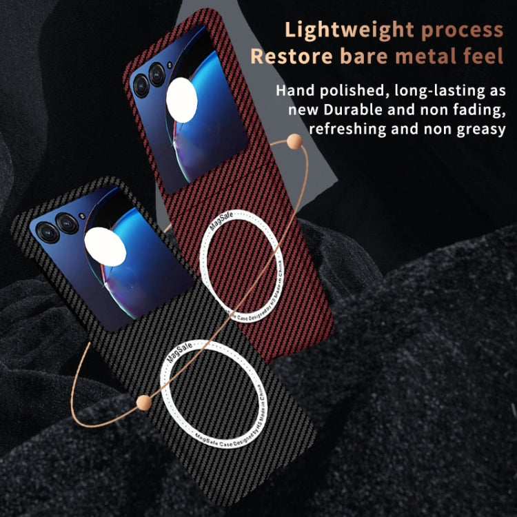 For Motorola Razr 50 Carbon Fiber Texture MagSafe Magnetic Phone Case(Blue Purple)