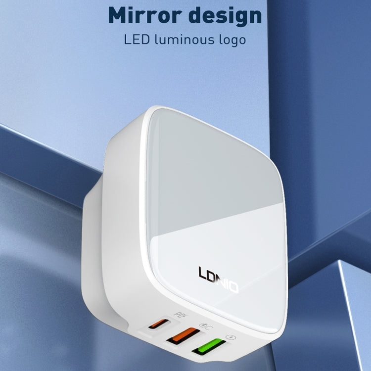 LDNIO Q334 32W Type-C + Dual USB Port Charger with 1m USB-C / Type-C to USB-C / Type-C Data Cable, Plug Type:EU Plug(Black)