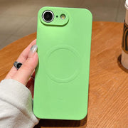 For iPhone 16e Solid Color Liquid Silicone MagSafe Magnetic Phone Case(Matcha Green)