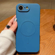 For iPhone 16e Solid Color Liquid Silicone MagSafe Magnetic Phone Case(Royal Blue)