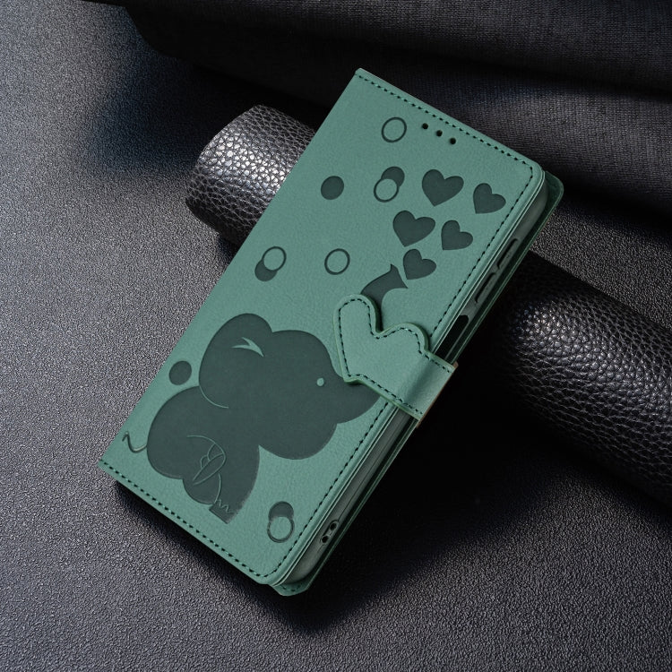 For Samsung Galaxy S25+ 5G Cartoon Elephant Embossed Leather Phone Case(Green)