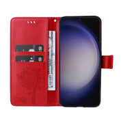For Samsung Galaxy S25 / S24 5G Tree & Cat Embossed Pattern Flip Leather Phone Case(Red)