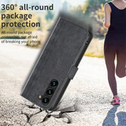 For Samsung Galaxy S25+ 5G Plaid Embossed Leather Phone Case(Black)