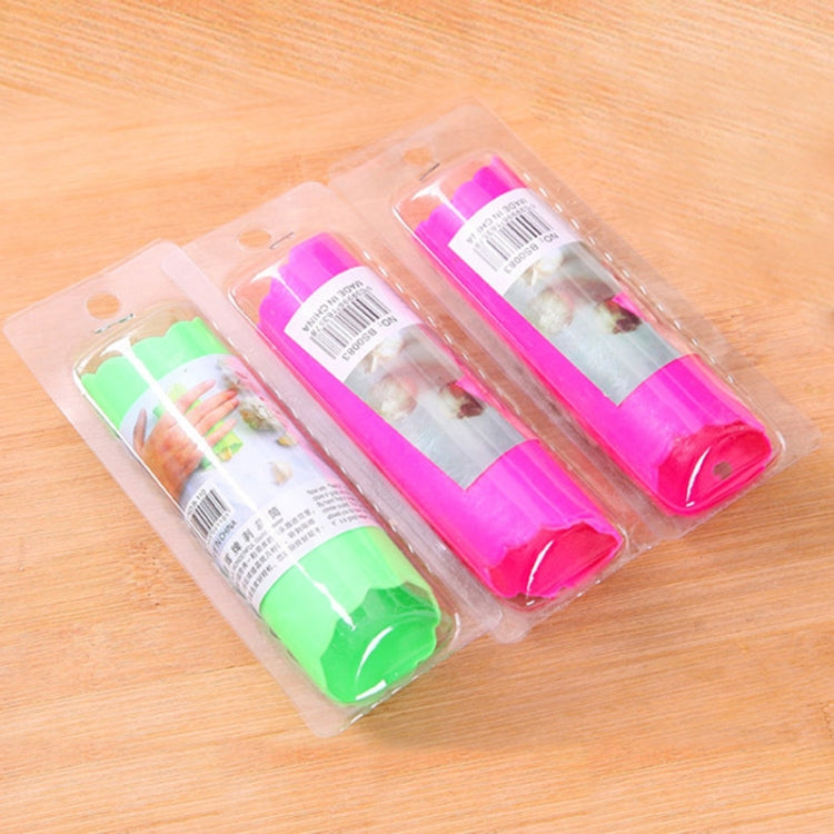 5 PCS Soft Resin Tube Shaped Reusable Magic Handheld Rolling Garlic Peeler Kitchen Tools (Random Color Delivery)
