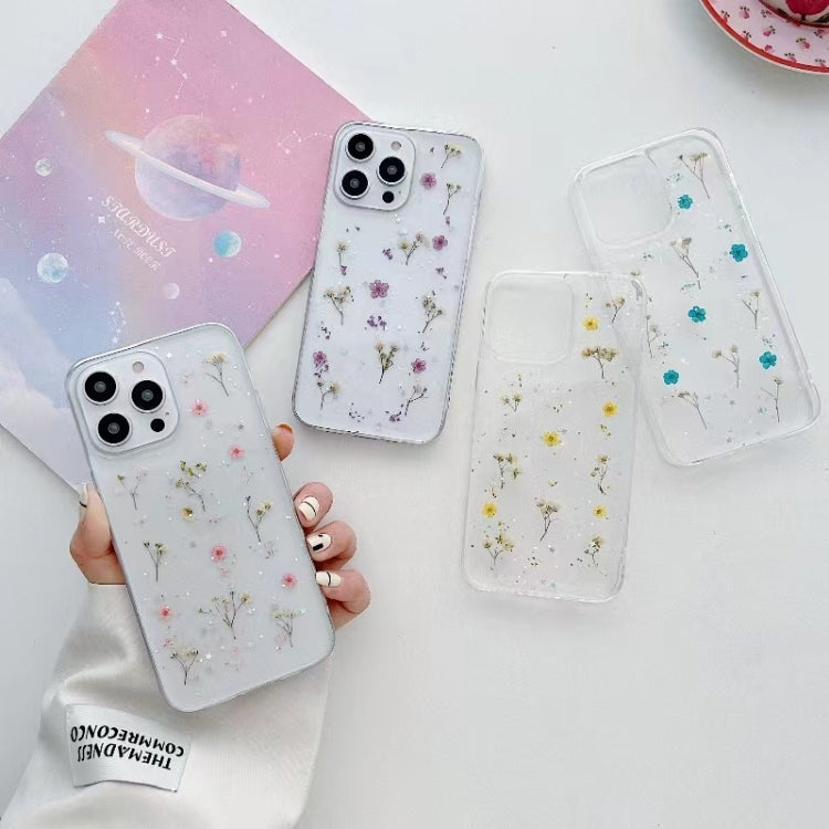 For iPhone 16e Gypsophila Flowers Pattern TPU Protective Phone Case(Pink)