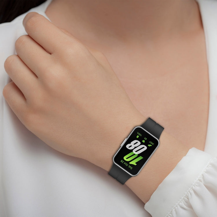 For Samsung Galaxy Fit 3 SM-R390 Magnetic Folding Buckle Silicone Watch Band(Starlight)