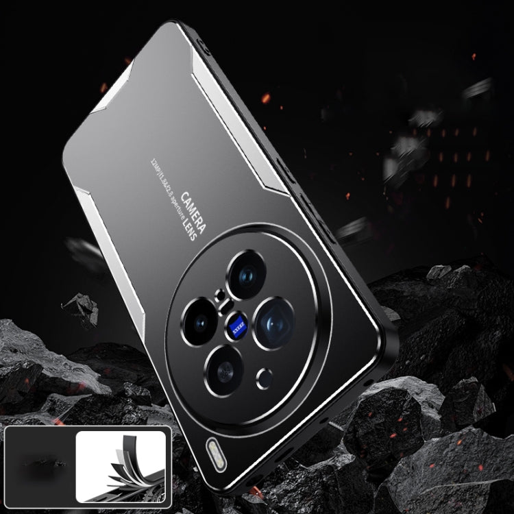 For vivo X200 Pro Blade Series TPU Hybrid Metal Phone Case(Gold)