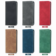 For Realme 12 Pro Retro Skin Feel Magnetic Leather Phone Case(Green)