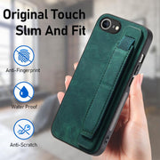 For iPhone 16e Retro Wristband Holder Leather Back Phone Case(Green)