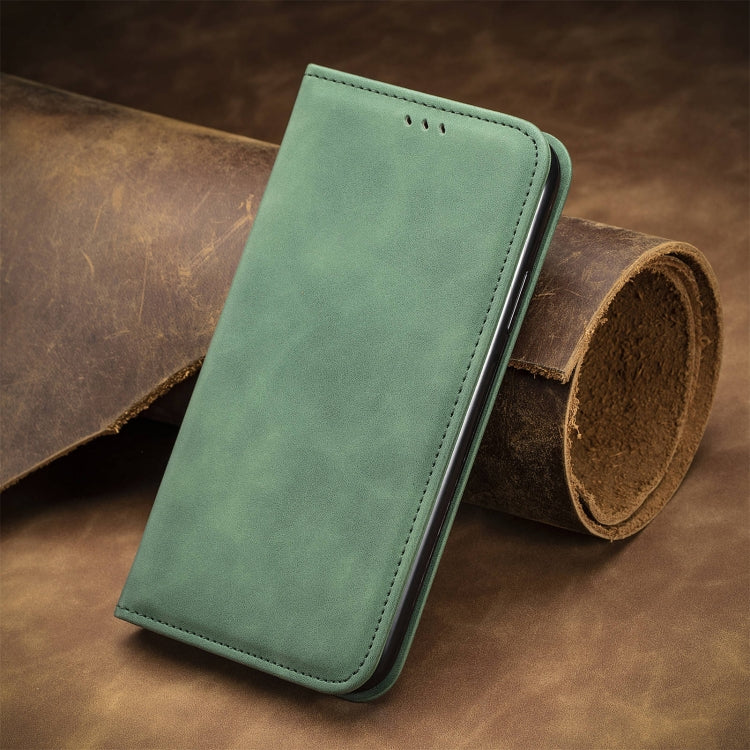 For Google Pixel 9 Retro Skin Feel Magnetic Flip Leather Phone Case(Green)