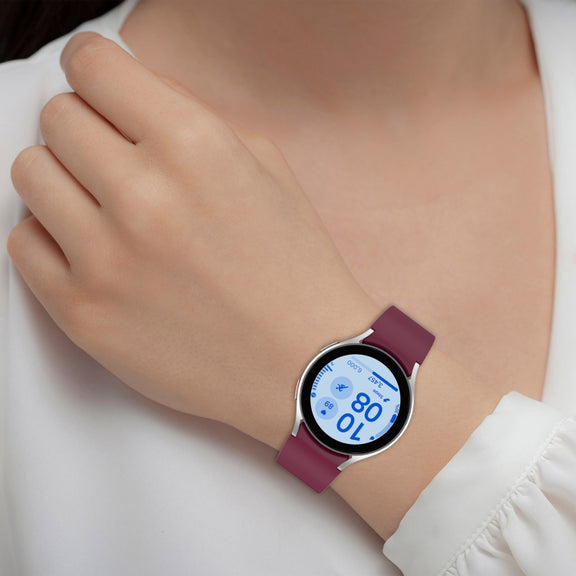 For Samsung Galaxy Watch7 40 / 44mm Solid Color Silver Buckle Quick Release Silicone Watch Band(White)