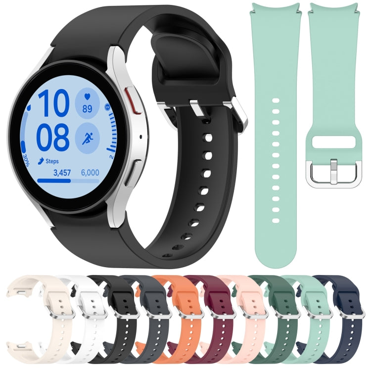 For Samsung Galaxy watch 5 Golf Edition Solid Color Silver Buckle Quick Release Silicone Watch Band(Orange)