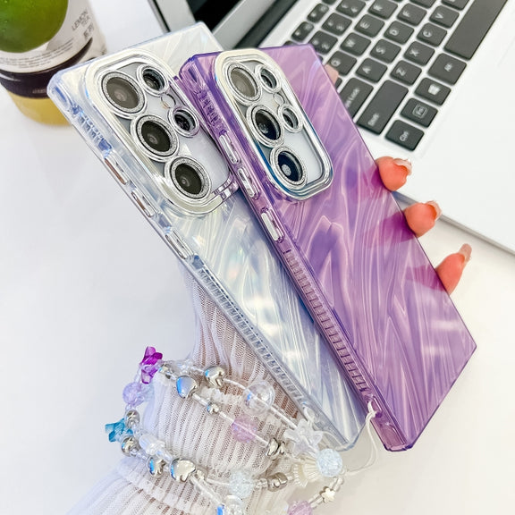 For Samsung Galaxy S25+ 5G Plating Glitter Texture Chain Wristband TPU Phone Case with Lens Film(White Shell Pattern)