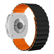 For Samsung Galaxy Watch8 / Watch8 Classic Magnetic Silicone Watch Band(Black+Orange)