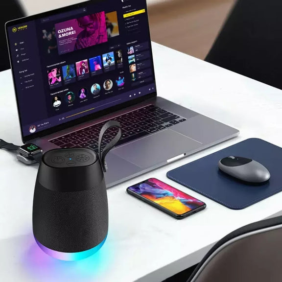 Bluetooth Wireless Fabric Speaker Cylindrical Water-resistant Subwoofer With RGB Light(Black)