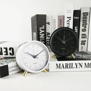 Metal Quartz Alarm Clock Simple Silent Desktop Round Pointer Living Room Clock(Green)