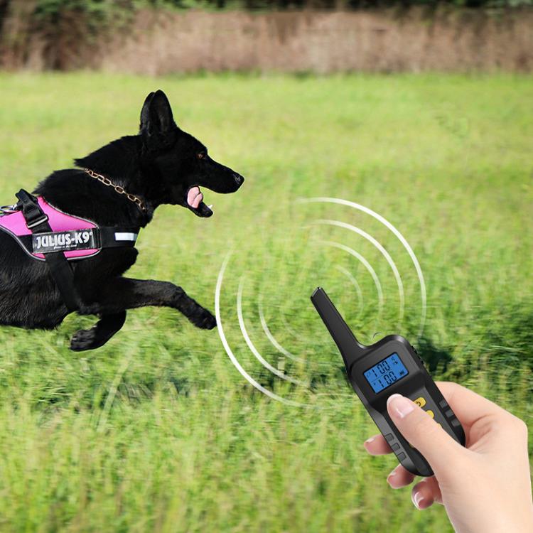 T720 1000m Pet Intelligent Electric Shock Remote Control Dog Training Device(Red)