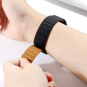 For Fitbit Versa 4 / 3 / Sense 2 20mm Silicone Magnetic Watch Band(White)
