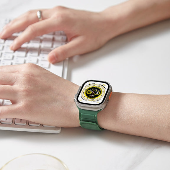For Apple Watch 3 38mm Loop Magnetic Silicone Watch Band(Black Wine Red)
