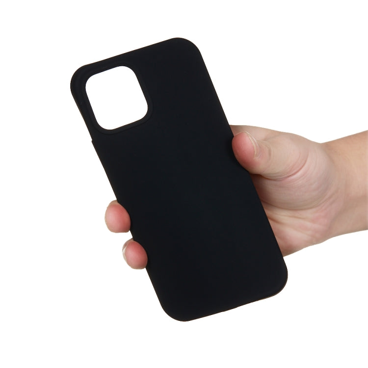 For iPhone 15 Solid Color Silicone Phone Case(Black)