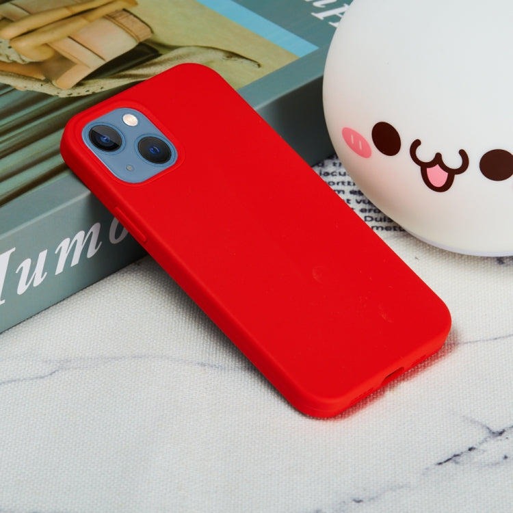 For iPhone 15 Solid Color Silicone Phone Case(Red)