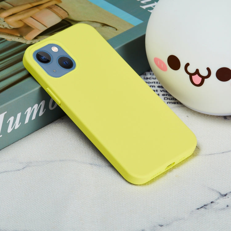 For iPhone 15 Solid Color Silicone Phone Case(Lemon Yellow)