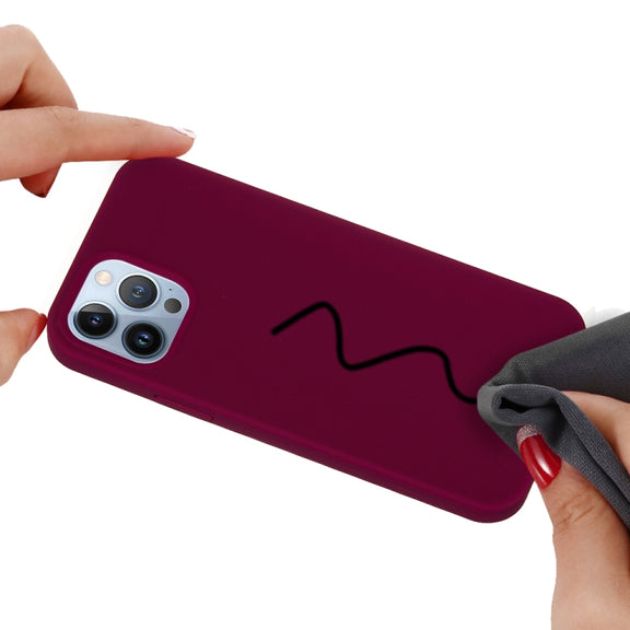 For iPhone 15 Pro Solid Color Silicone Phone Case(Violet)