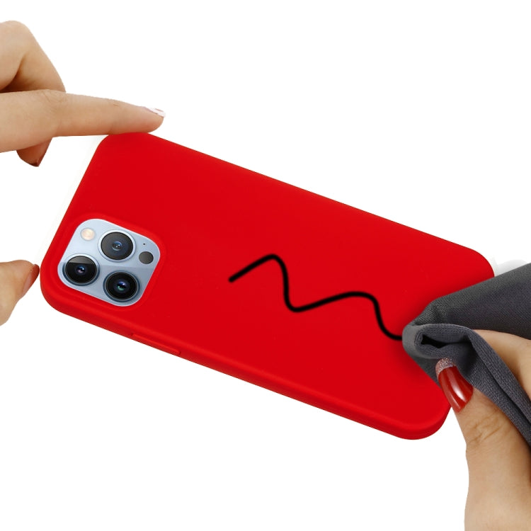 For iPhone 15 Pro Max Solid Color Silicone Phone Case(Red)
