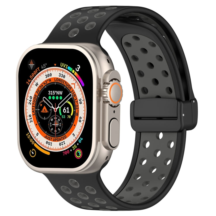 For Apple Watch SE 2023 44mm Magnetic Buckle Silicone Watch Band(Black Grey)