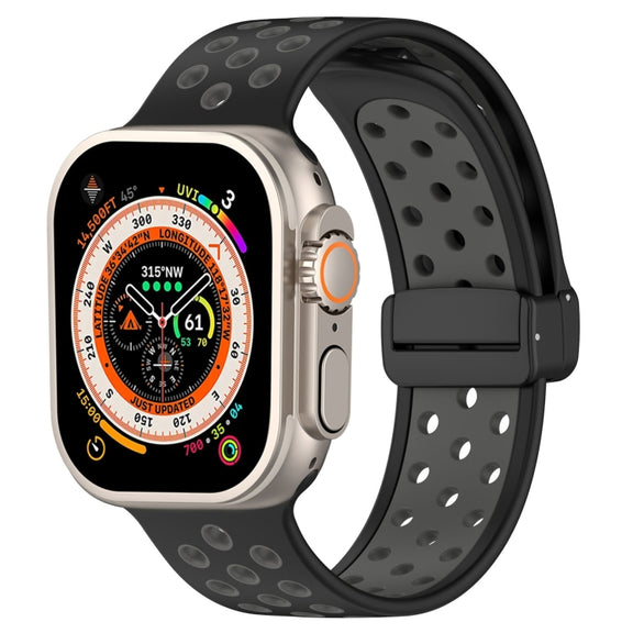 For Apple Watch SE 2023 44mm Magnetic Buckle Silicone Watch Band(Black Grey)