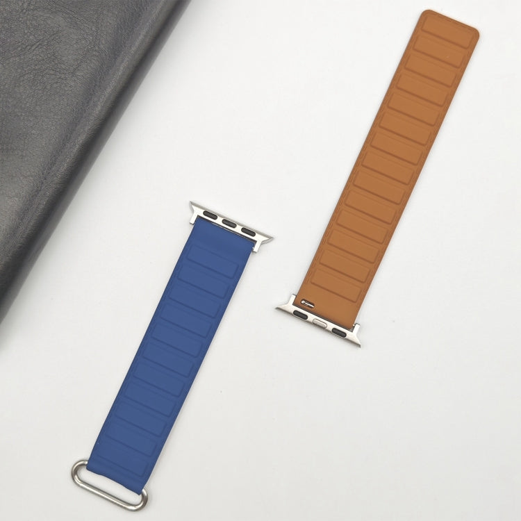 For Apple Watch 9 41mm Reverse Buckle Magnetic Silicone Watch Band(Silver Buckle Blue)