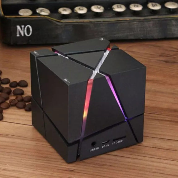 Qone 2 Cube Mini Portable Card Wireless Bluetooth Speaker(Black)
