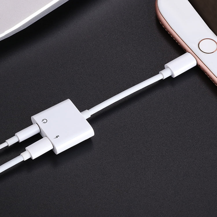 JOYROOM S-Y104 Ben Series Apple 3.5+Lightning Adapter, Length: 1.2m(White)
