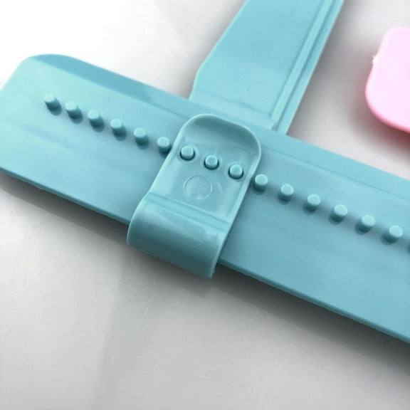 Adjustable DIY Cake Scraper Smoother Fondant Spatulas Cake Edge Smoother Cream(Blue)