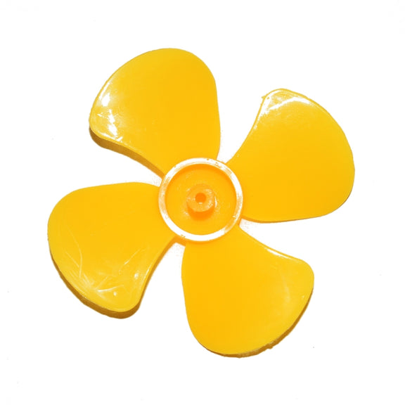 100 PCS Four-Blade Propeller Technology Made Toy Accessories, Random Color Delivery